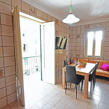 Vista Mare Apartment *